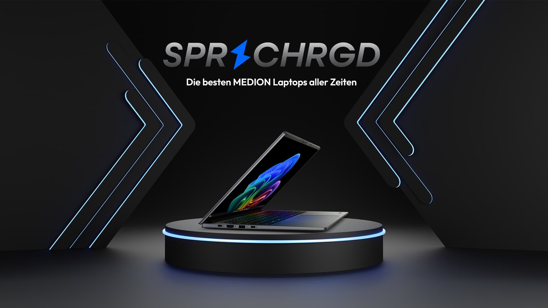Ein von links zu sehendes geöffnetes Laptop auf einem runden dunkelgrauen Podest. Eine Überschrift mit den Worten sprchrgd Die besten MEDION Laptops aller Zeiten ist zu sehen. Zu Dekoriation schwarze am Rand blau leuchtende Pfeile links und rechts.