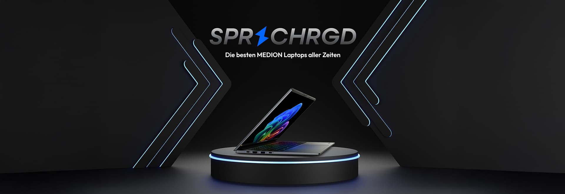 Ein von links zu sehendes geöffnetes Laptop auf einem runden dunkelgrauen Podest. Eine Überschrift mit den Worten sprchrgd Die besten MEDION Laptops aller Zeiten ist zu sehen. Zu Dekoriation schwarze am Rand blau leuchtende Pfeile links und rechts.