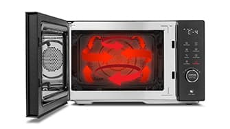 Offene Mikrowelle mit digitaler Steuerung, die im Inneren rote Pfeile zeigt, die die Konvektionswärmezirkulation anzeigen.