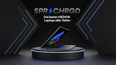 Ein von links zu sehendes geöffnetes Laptop auf einem runden dunkelgrauen Podest. Eine Überschrift mit den Worten sprchrgd Die besten MEDION Laptops aller Zeiten ist zu sehen. Zu Dekoriation schwarze am Rand blau leuchtende Pfeile links und rechts.